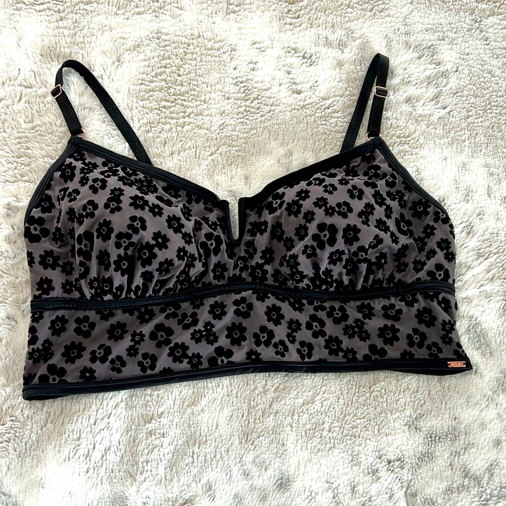PINK Adjustable Bra in XL